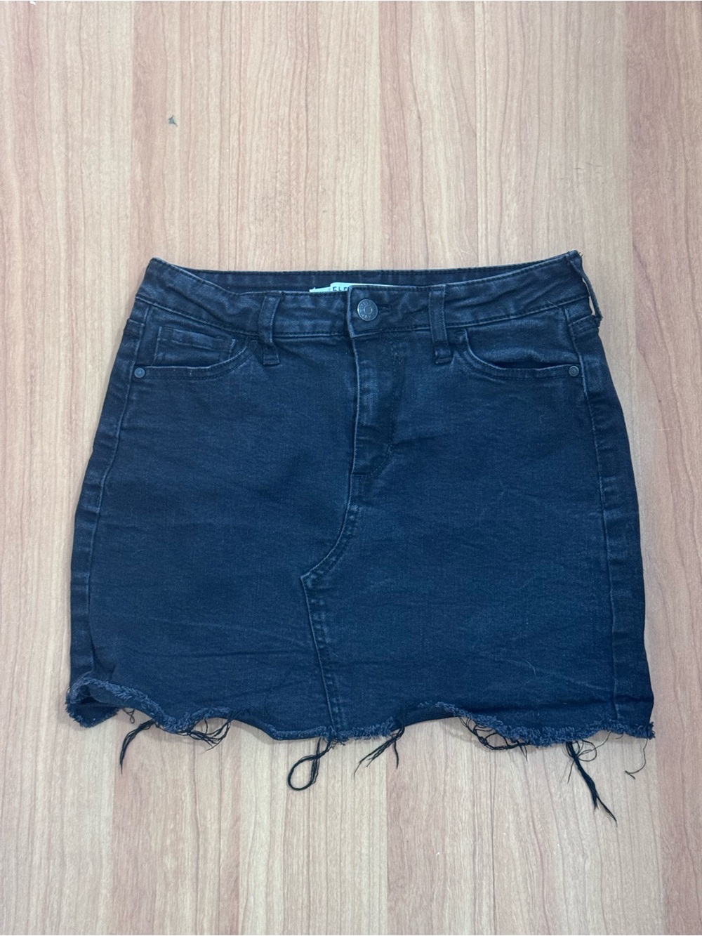 Celebrity Pink Black Jean Mini Skirt Raw Hem Y2K Low Rise Size 1/25
